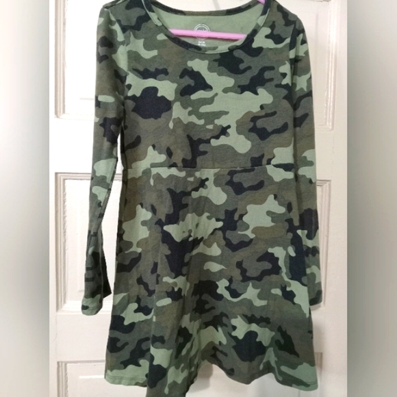 Girls Pre-owned Size 6-6x Long Sleeve Camo Dress - Picture 4 of 6